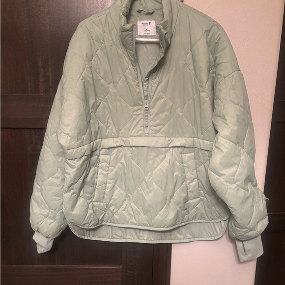 Old Navy Jackets & Blazers - Old Navy Women's Puffer Jacket in Soft Green